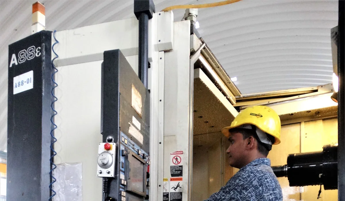 Vertical Machining Centre — Periyasamy Industriess